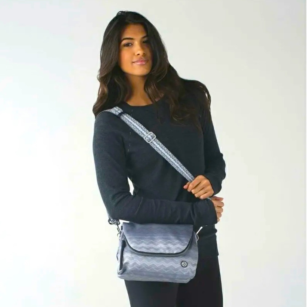 Lululemon Party Om Bag